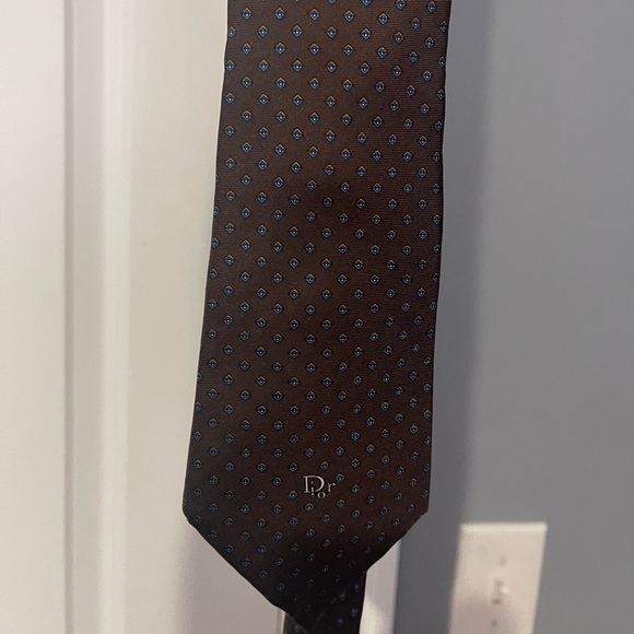 Christian Dior Tie Brown with bluish spot designs Sz Os - Picture 9 of 16